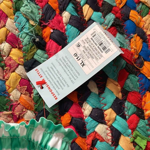 Cat and Jack gingham girls swimsuit Target - Picture 3 of 4